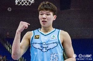 杨瀚森安利CBA：有时差但是你们可以看看 很精彩&推荐看青岛😀